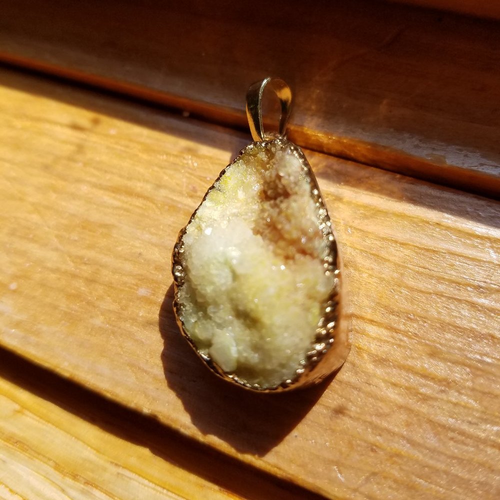 Freeform Druzy Quartz Pendant- Yellow/Gold